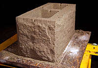 Блок с рваной поверхностью изготовлен на К-01